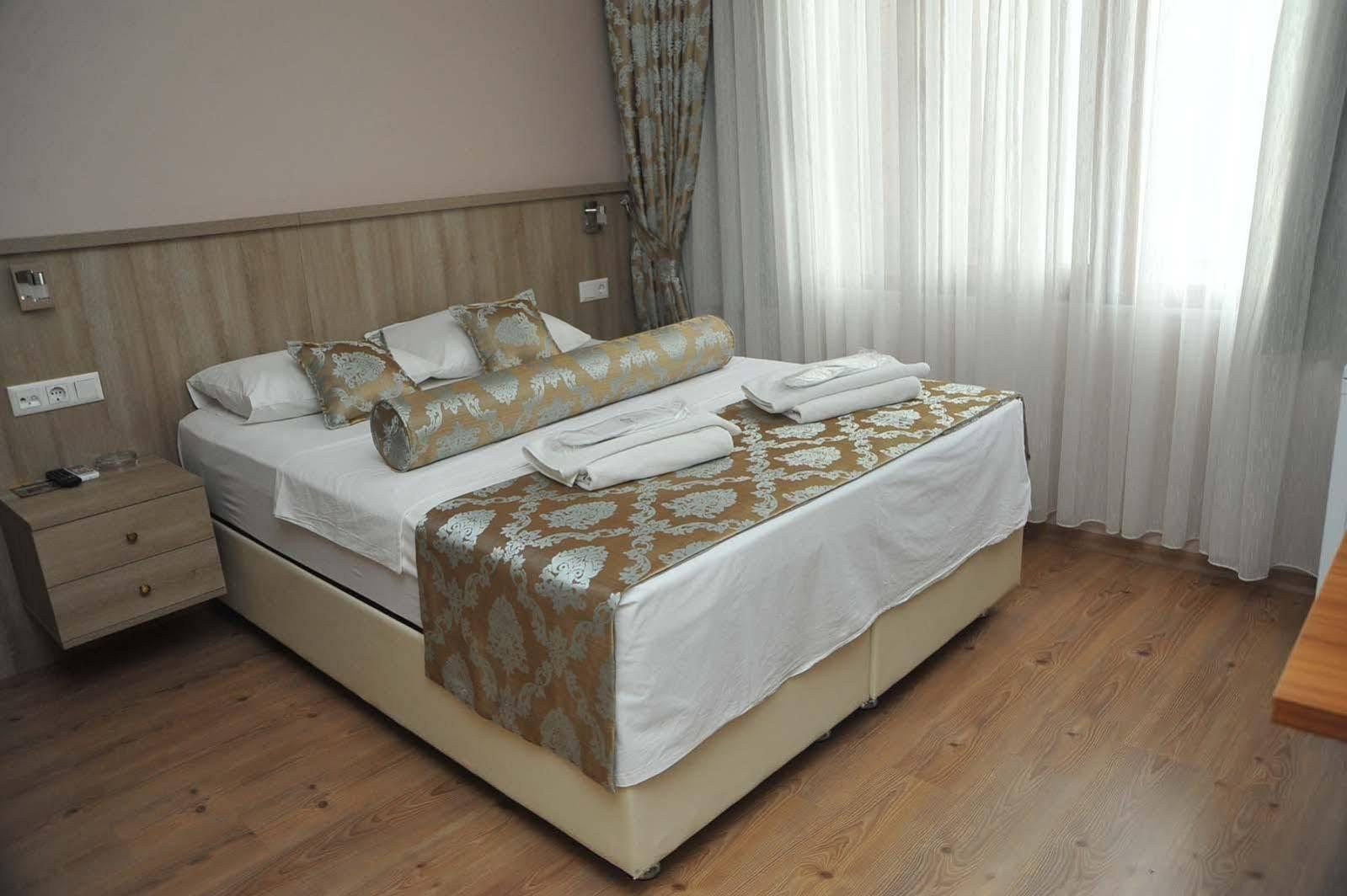Serra Boutique Hotel Istanboel Buitenkant foto